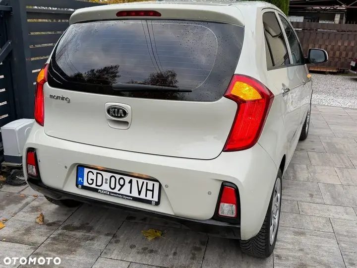 Kia Picanto 2015 photo 5