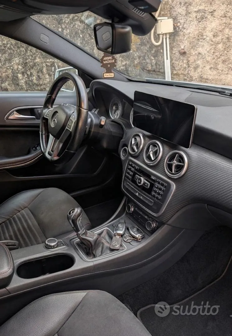 Mercedes-Benz A-Class 2014 photo 3