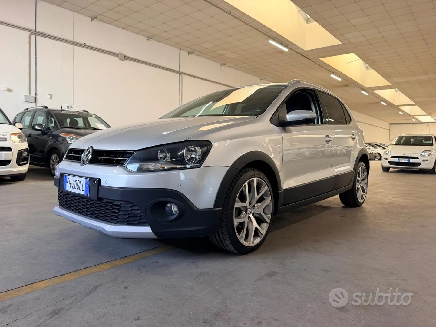 Volkswagen Polo Cross 2017 photo 2