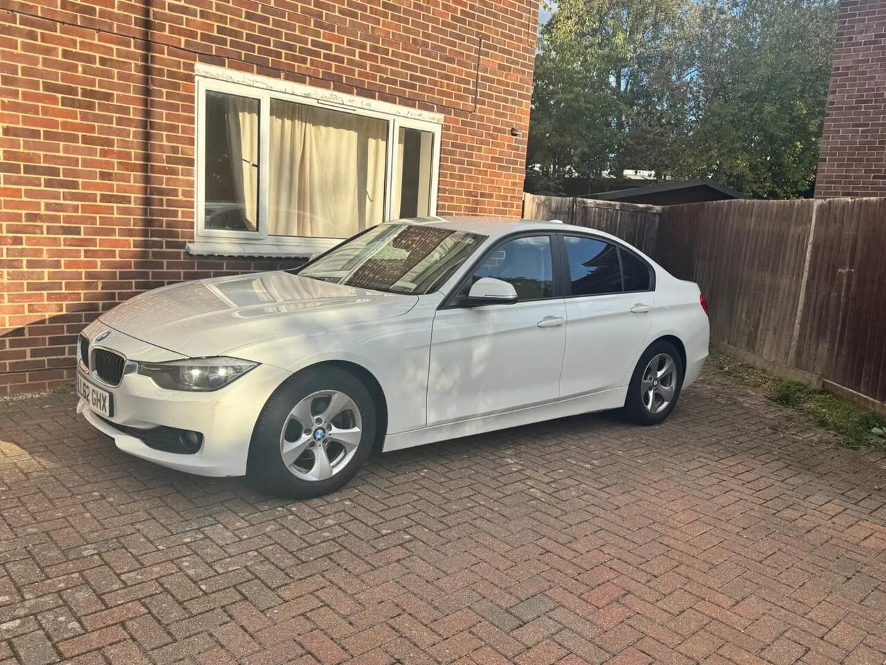 BMW 3 Series 2012 photo 3