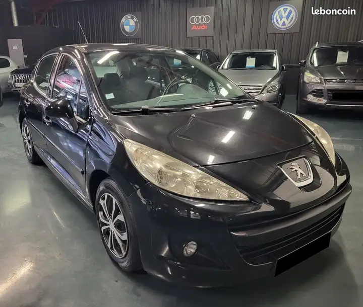 Peugeot 207 2013 photo 4