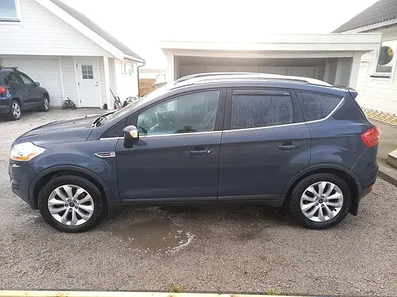 Ford Kuga 2010 photo 4