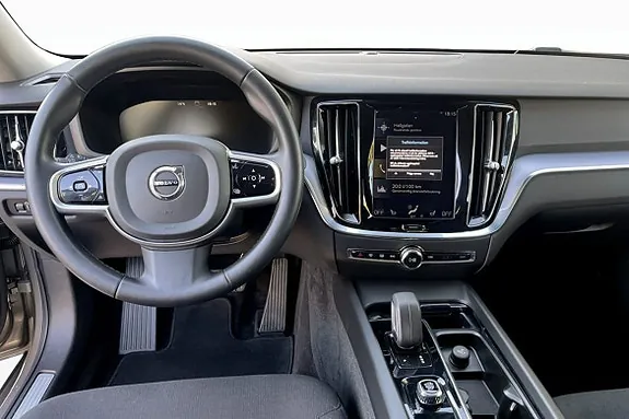 Volvo V60 Cross Country 2022 photo 4