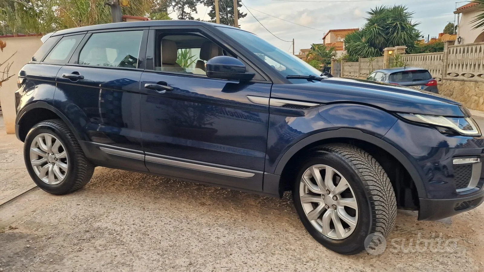 Land Rover Range Rover Evoque 2016 photo 5