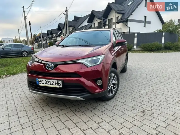 Toyota Rav4 2017 photo 2