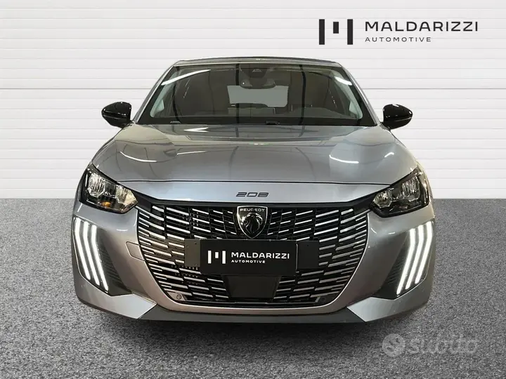 Peugeot 208 2025 photo 2