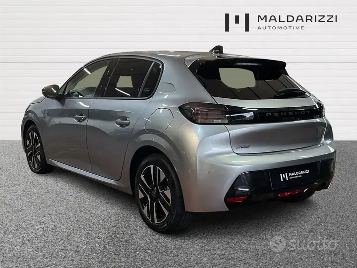 Peugeot 208 2025 photo 4