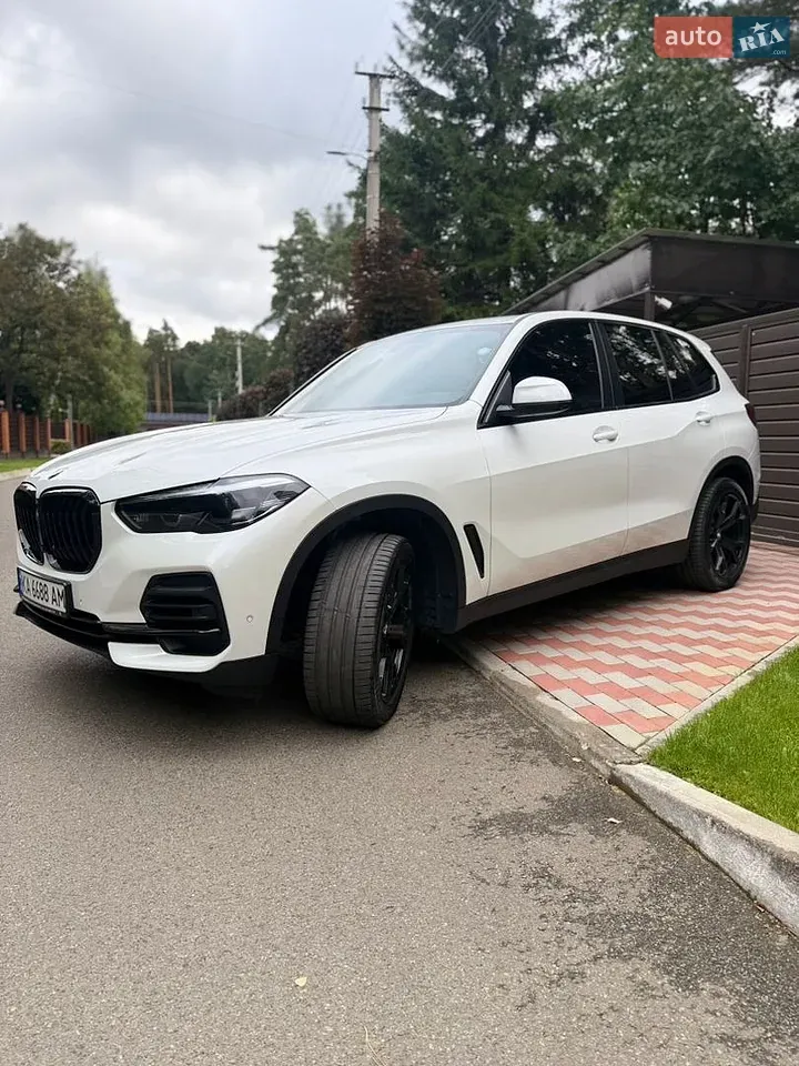 BMW X5 2022 photo 2