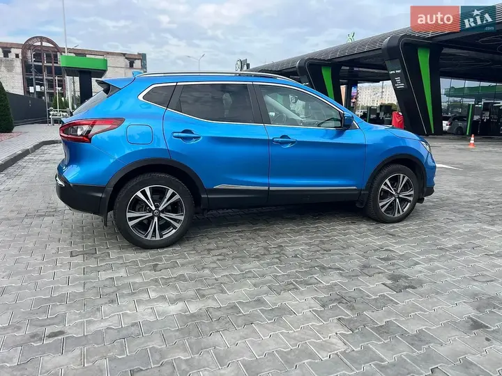 Nissan Qashqai 2017 photo 2